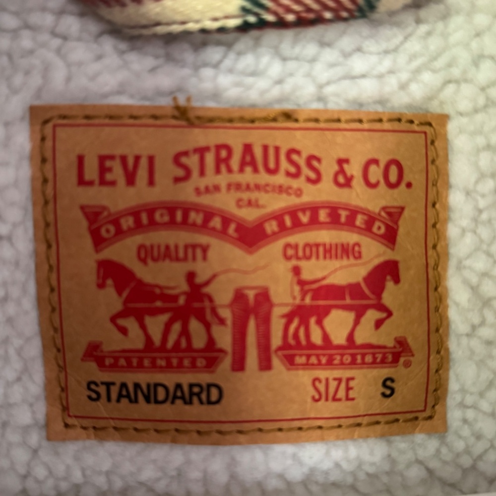 Levi's sherpa trucker jacket - Picture 3 of 3